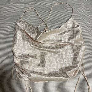 SHEIN Leopard Crop Top